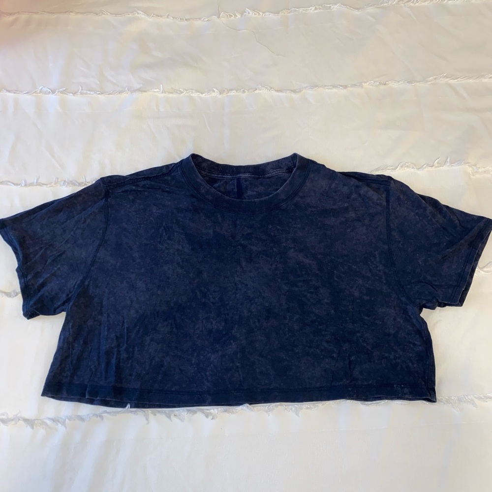 RARE LULULEMON Cropped Tee